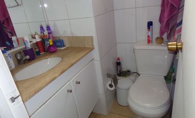Arriendo Dpto. Dormitorio, baño metro TOESCA