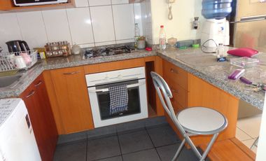 Arriendo Dpto. Dormitorio, baño metro TOESCA