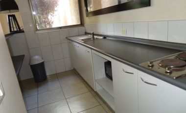 Arriendo Dpto. Dormitorio, baño metro TOESCA