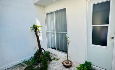 Oportunidad! Casa 2 recs con alberca y seguridad en Playa del Carmen