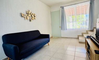 Oportunidad! Casa 2 recs con alberca y seguridad en Playa del Carmen