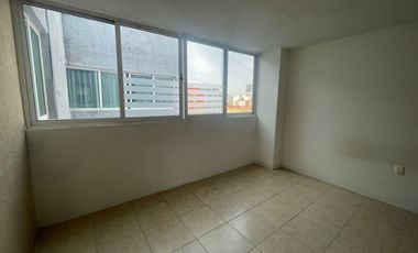Departamento en Renta en 4to piso (no hay elevador) San Lucas Tepetlacalco