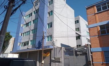 Departamento en Renta en 4to piso (no hay elevador, vista exterior) San Lucas Tepetlacalco