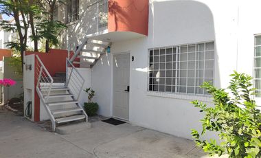 AMUEBLADO en RENTA Fuentes Residencial a un lado de Kellogg's