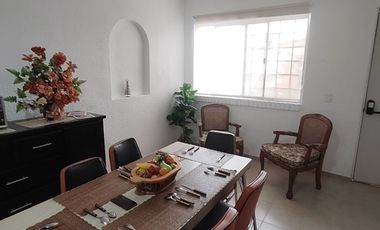 AMUEBLADO en RENTA Fuentes Residencial a un lado de Kellogg's