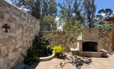 ARRIENDO / VENDO LINDA CASA EN CONJUNTO CUMBAYA