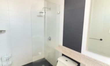 ARRIENDO / VENDO LINDA CASA EN CONJUNTO CUMBAYA