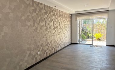 ARRIENDO / VENDO LINDA CASA EN CONJUNTO CUMBAYA