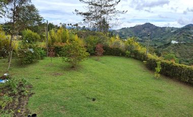 VENDO EXPECTACULAR FINCA DE RECREO EN MARINILLA