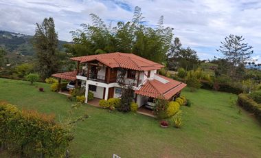VENDO EXPECTACULAR FINCA DE RECREO EN MARINILLA
