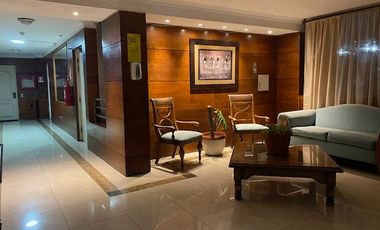 SE VENDE DEPTO EN COND. JARDINES DEL SUR.