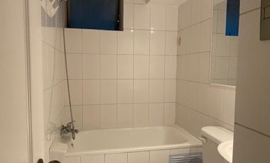 SE VENDE DEPTO EN COND. JARDINES DEL SUR.