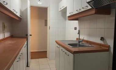 SE VENDE DEPTO EN COND. JARDINES DEL SUR.