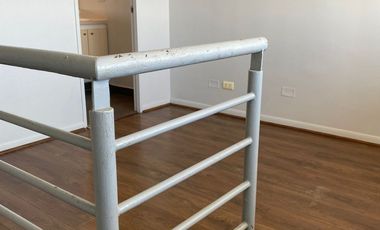 Imperdible vista de Santiago Centro, SE VENDE LOFT a pasos Metro Parque Almagro