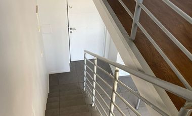 Imperdible vista de Santiago Centro, SE VENDE LOFT a pasos Metro Parque Almagro