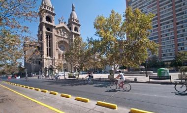 Imperdible vista de Santiago Centro, SE VENDE LOFT a pasos Metro Parque Almagro