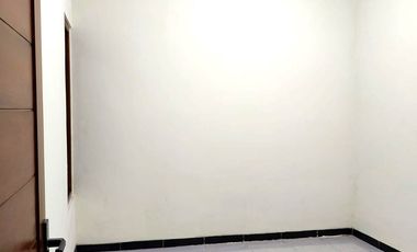 Rumah Asri dan Rapi di Perumahan Griya Taman Asri
