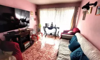 Gran Propiedad Esquina, Con Excelente Ubicación (rebajado)