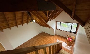 Arriendo Oficina sector comercial Villarrica.