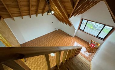 Arriendo Oficina sector comercial Villarrica.
