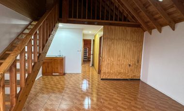 Arriendo Oficina sector comercial Villarrica.
