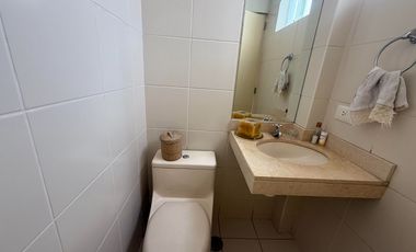 Vendo Exclusivo Dúplex con Piscina y Área de Parrilla en Valle Hermoso!!