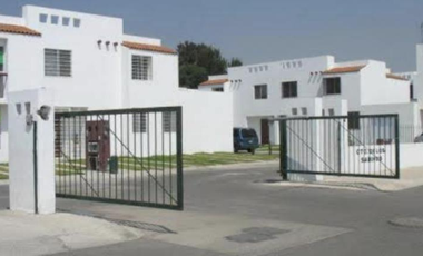 VENTA DE CASA EN TLAJOMULCO DE ZUÑIGA COL ALTUS BOSQUES