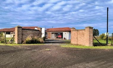 Se vende casa solida de 4 piezas 4 baños, parcela en Condominio en la Montaña de Teno, Curicó