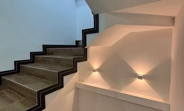 Casa en venta en Loja sector PROURVI