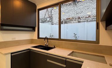 Casa en venta en Loja sector PROURVI