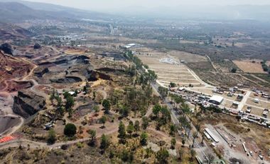 Terreno en RENTA sobre Carretera a Quiroga en Morelia. KH8494