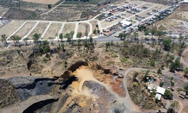 Terreno en RENTA sobre Carretera a Quiroga en Morelia. KH8494