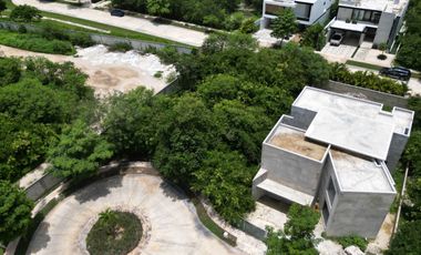 Terreno en Venta en Esquina en Yucatan Country Club Mérida