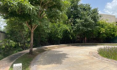 Terreno en Venta en Esquina en Yucatan Country Club Mérida