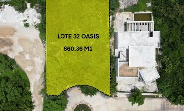Terreno en Venta en Esquina en Yucatan Country Club Mérida