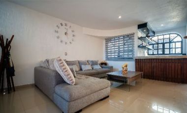 HERMOSA CASA EN VENTA EN LOMAS INDEPENDENCIA
