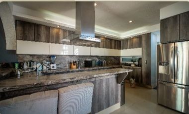 HERMOSA CASA EN VENTA EN LOMAS INDEPENDENCIA
