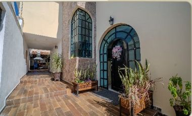 HERMOSA CASA EN VENTA EN LOMAS INDEPENDENCIA