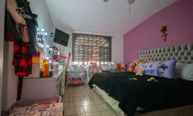 HERMOSA CASA EN VENTA EN LOMAS INDEPENDENCIA