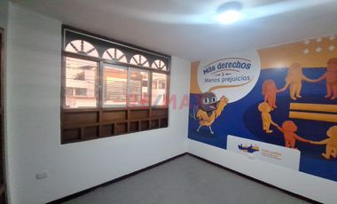 Alquilo Casa En San Andres X Wong Larco At 193M2 2 Pisos