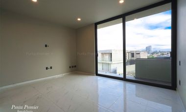 Casa de Lujo en Venta Coto Abadía Av Universidad Andares Puerta Hierro Zapopan