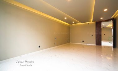 Casa de Lujo en Venta Coto Abadía Av Universidad Andares Puerta Hierro Zapopan