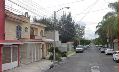 CASA EN REMATE EN SAN PEDRO TLAQUEPAQUE JALISCO