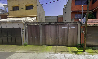 REMATO CASA EN VENTA CON ADJUDICACION EN COYOACAN