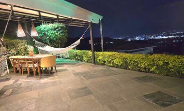 CASA EN VENTA EN COLINAS DE ARROYO HONDO