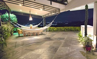 CASA EN VENTA EN COLINAS DE ARROYO HONDO