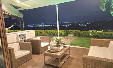 CASA EN VENTA EN COLINAS DE ARROYO HONDO