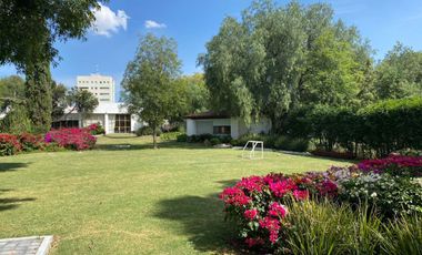 RENTA DE HABITACION AMUEBLADA  EN JURICA