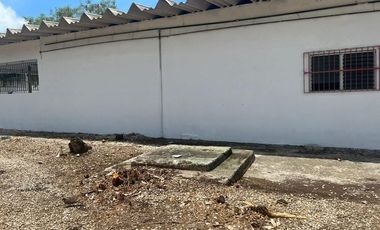 BODEGA CON OFICINAS DENTRO DEL PUERTO PESQUERO EN CIUDAD DEL CARMEN