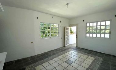 BODEGA CON OFICINAS DENTRO DEL PUERTO PESQUERO EN CIUDAD DEL CARMEN